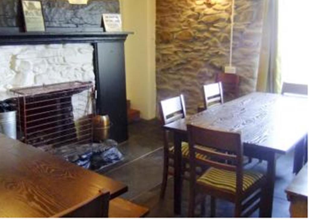 Hostel Yha Rowen Conwy Exteriör bild